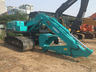 Sewa Alat Berat Excavator Kobelco Bulanan
