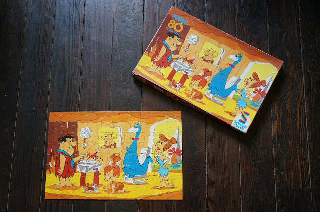 puzzle la famille Pierrafeu - The Flintstones jigsaw 70s 1970s hanna barbera