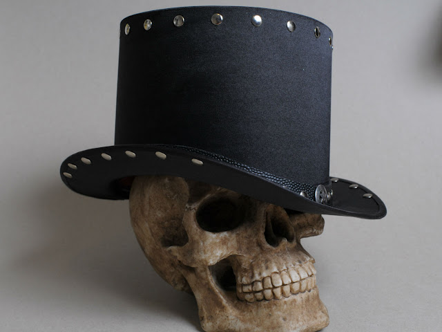 Black hard rock top hat with silver rivets