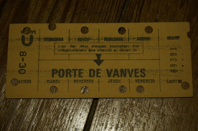 une carte hebdomadaire de travail RATP / Métro de Paris   Porte de Vanves