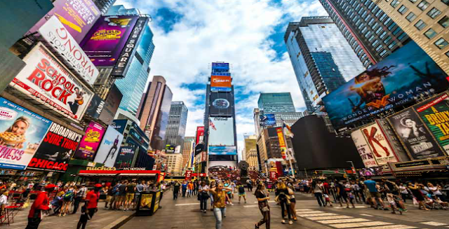 2000 pounds of are dropped on the crowd in Time's Square at midnight?