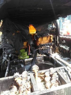 Mobil Avanza terbakar karena jualan tahu bulat