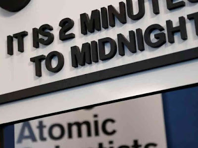 Nuclear, Climate Threats Keep Doomsday Clock Close to Apocalypse