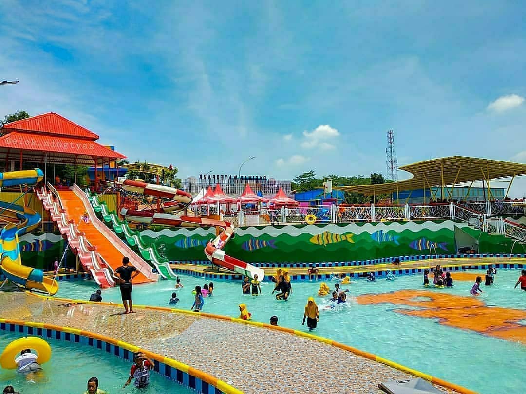 Harga Tiket Masuk Parimas Waterpark Pacet Mojokerto