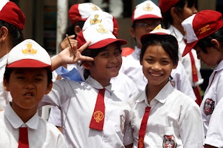 Mendapatkan pendidikan merupakan hak seluruh warga negara di Indonesia Manfaat Full Day School untuk Guru dan Siswa di Indonesia