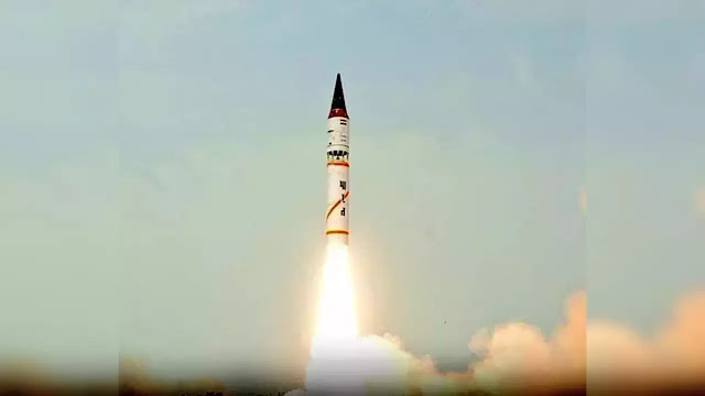 குறுகிய தூர கண்டம் விட்டு கண்டம் பாயும் ஏவுகணையான அக்னி-1 வெற்றிகரமாக பரிசோதிக்கப்பட்டது / Short-range intercontinental ballistic missile Agni-1 was successfully test-fired