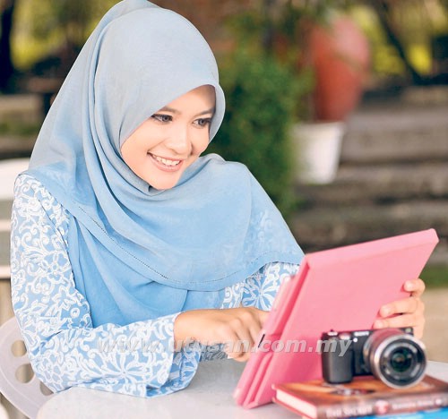 Blogger Fatin Suhana