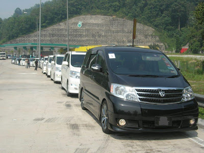 Toyota Alphard Convoy Waiting at Petronas Station