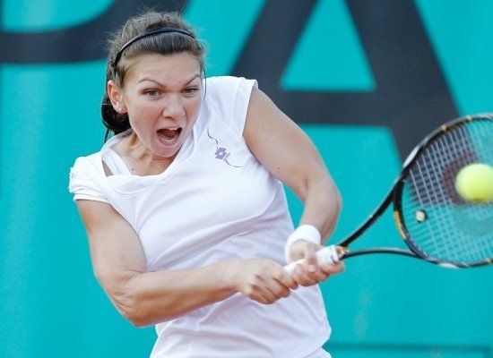 Simona Halep Breast Tennis plyer