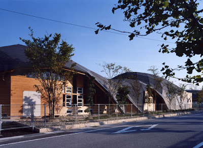 Arquitectura Burbuja para Instituto de Niños