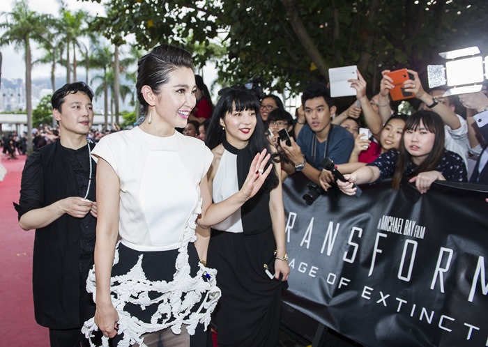 Li Bngbing arrives at the worldwide premiere screening of "Transformers: Age of Extinction"at the  on June 19, 2014 in Hong Kong, Hong Kong.