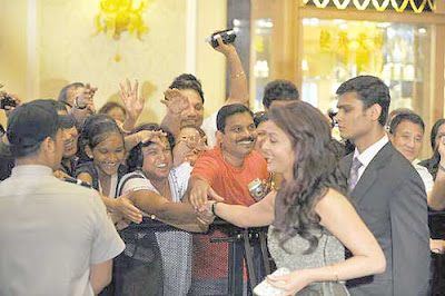 Aishwarya Rai and Abhishek Bachchan IIFA Awards 2009 Pics