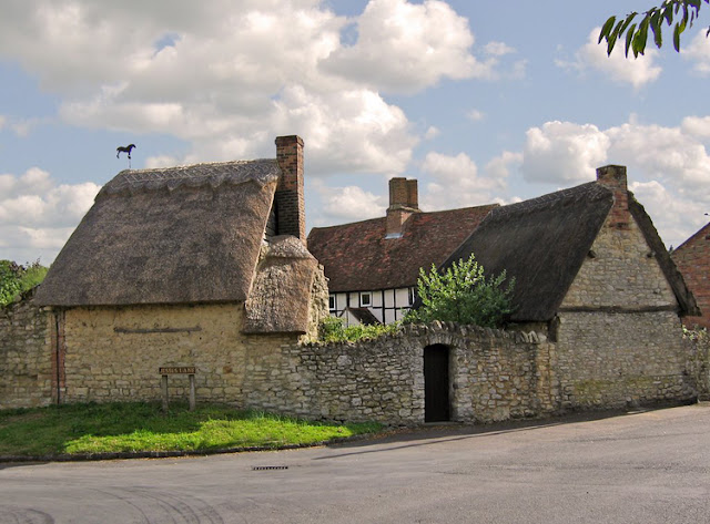 Long Crendon - England  