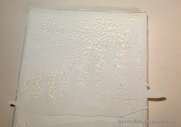 Layers of ink - Snowy Glittery Forest Canvas Tutorial by Anna-Karin Evaldsson. Add Ranger Crackle Paste.