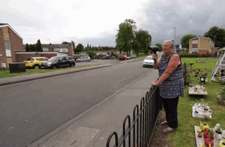 20 Hilarious Photos Of Grandparents Being Awesome - Neighbours Claim That The Speeding Problem On Their Street Was Solved After This Grandmother Began To Use Her Hair Dryer