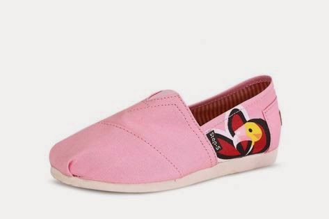 http://www.dressale.com/stylish-angrybird-printed-canvas-flat-shoe-p-61261.html