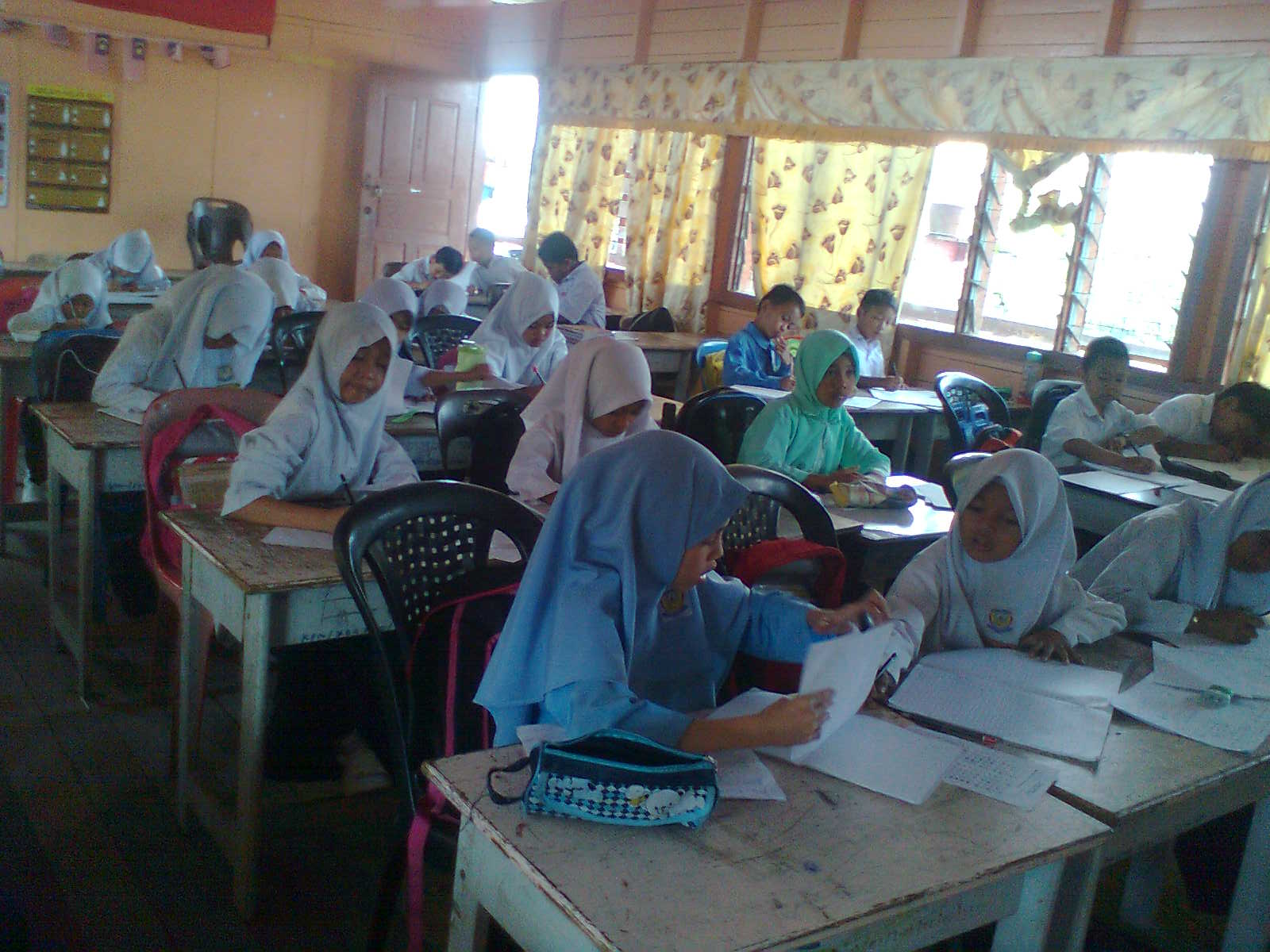 LoNgK@i_2U (*_*): Perbincangan soalan Ujian 1 Sains tahun 