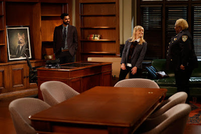 Night Court 2023 Series Melissa Rauch Image 4