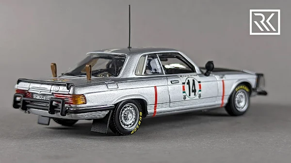 Zdjęcie modelu 1:43 Minichamps Mervedes 450 SLC 5.0, Safari Rally 1979, Mikkola Hertz