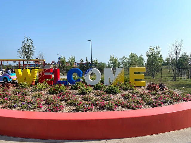 Lego Welcome Sign Legoland New York