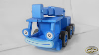 lofty the blue mobile crane papercraft