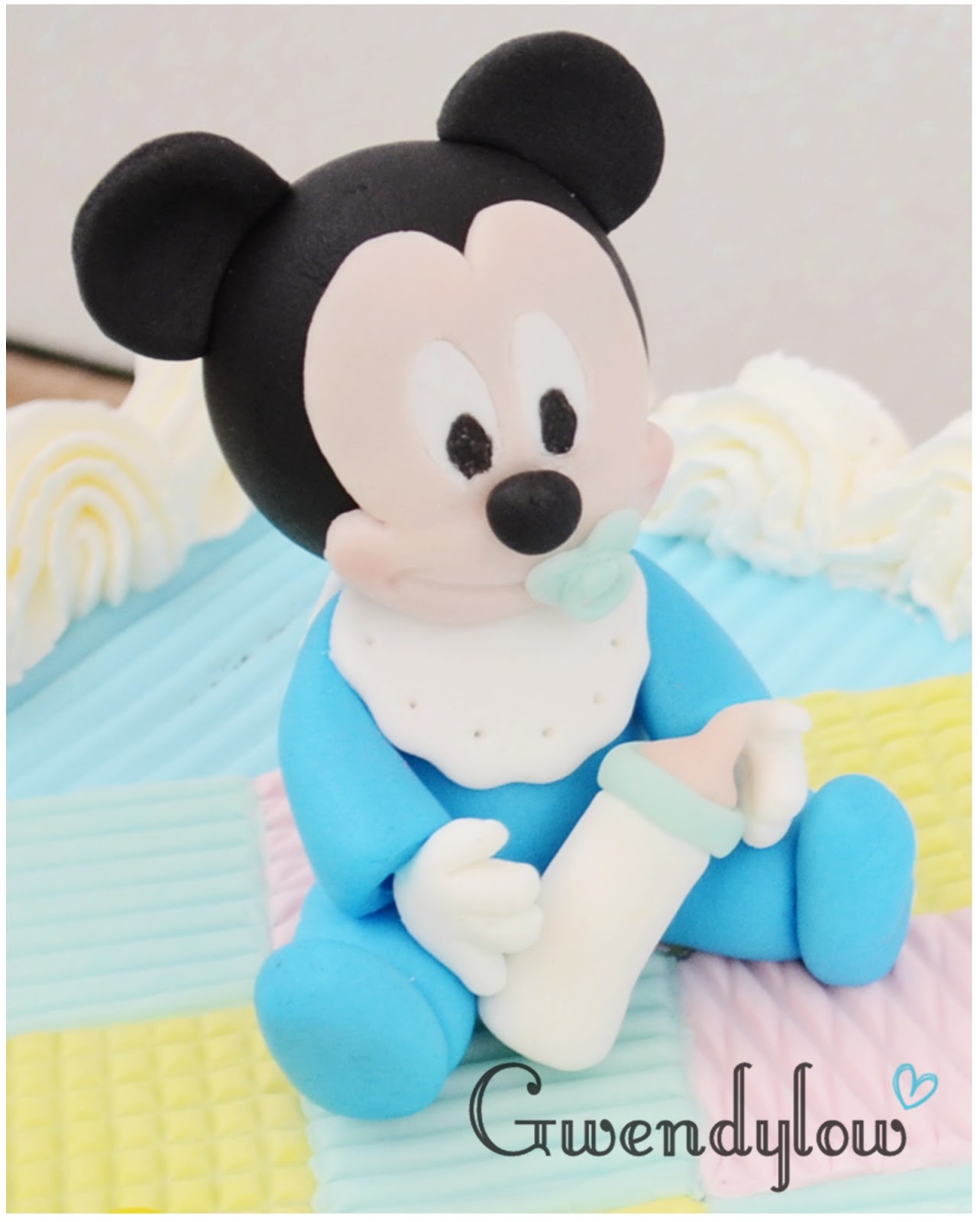 Como Hacer Un Mickey Mouse Bebe Con Fondant Para Una Tarta Nam Nam