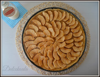 http://dulcekoala.blogspot.com.es/2016/05/tarta-de-manzana-y-crema-pastelera.html