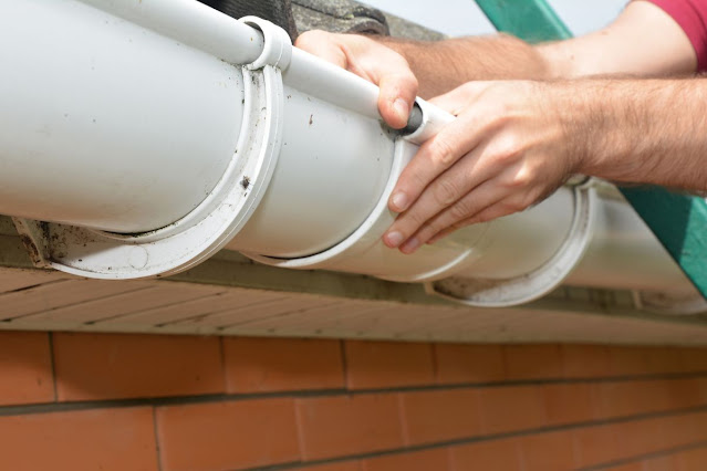 Gutter contractors near me