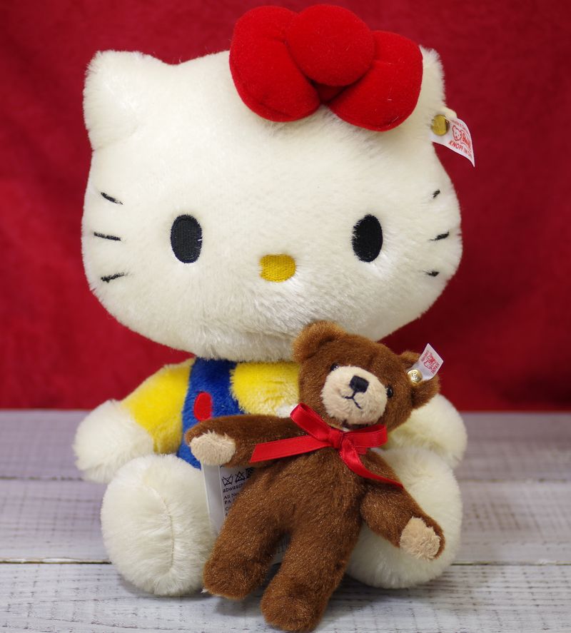 Gambar DP BBM Foto Hello Kitty Lucu Cantik Imut  Caption 