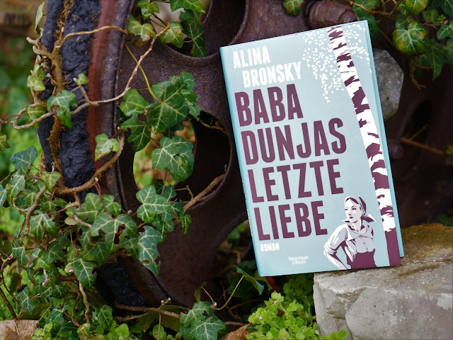 Baba Dunjas letzte Liebe von A. Bronsky - Rezension auf www.nanawhatelse.at