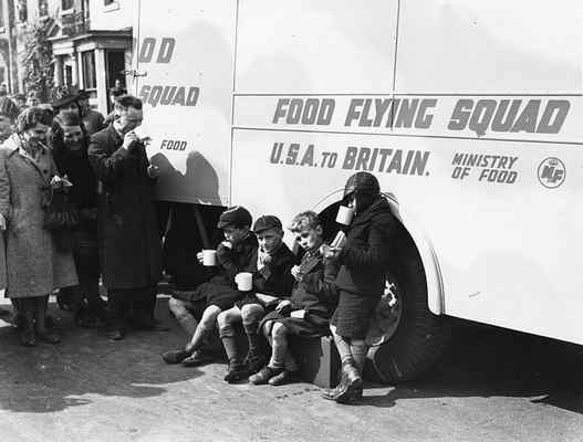 11 April 1941 worldwartwo.filminspector.com Coventry mobile canteen