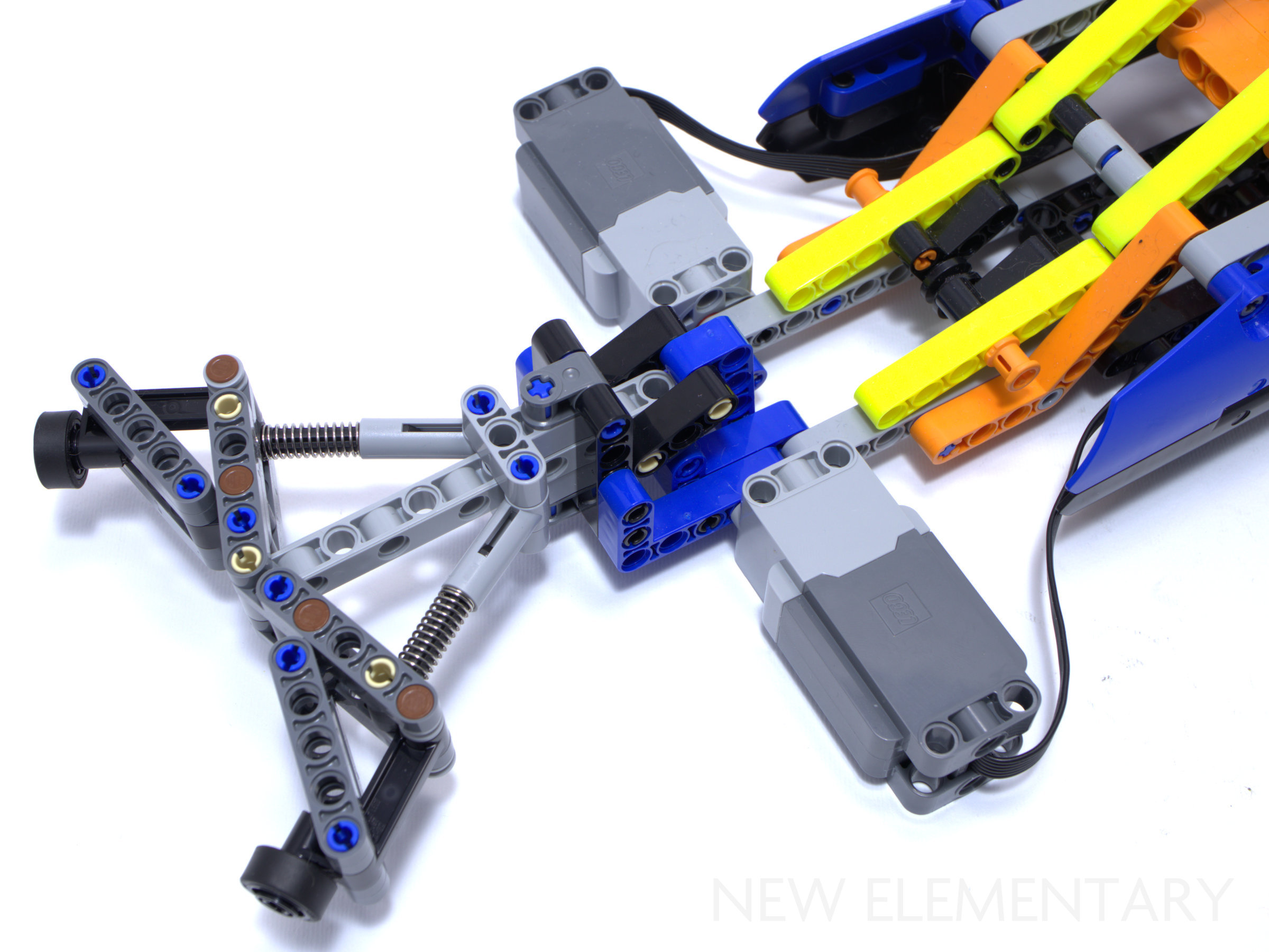 LEGO® Technic parts review and MOC: 42140 App-Controlled Transformation Vehicle | New LEGO® parts, sets and techniques