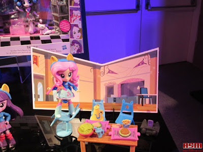 Equestria Girls Mini Fluttershy Toy Fair 2016 