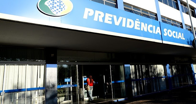 Proposta da nova aposentadoria aos 65 anos chega hoje à Câmara; veja o que muda Proposta da nova aposentadoria aos 65 anos chega hoje à Câmara; veja o que muda