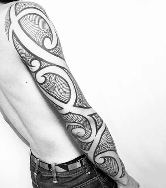 40 fotos e modelos de tatuagens em tribal para os homens