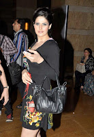 , Bollywood, actress, Zarine, Khan, News, Stills, in, Black, Dress, 