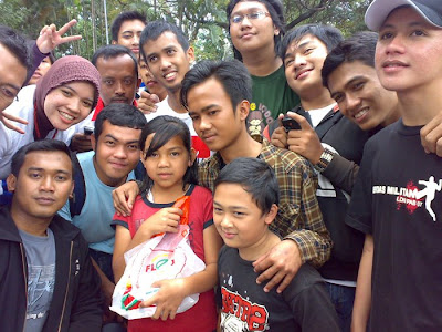 Amazing Race, 3 artists from Bandung, with batagor community, in Bandung Paris Van Java, West Java