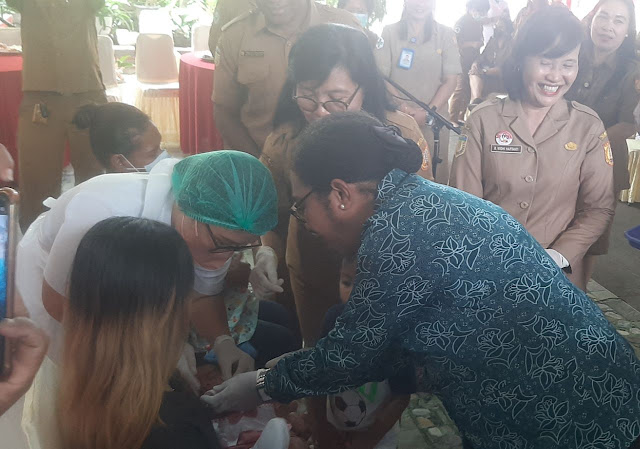 Pencanangan Imunisasi RV, PCV dan Posyandu Prima Kelurahan Wahno di Kota Jayapura Pencanangan Imunisasi RV, PCV dan Posyandu Prima Kelurahan Wahno di Kota Jayapura