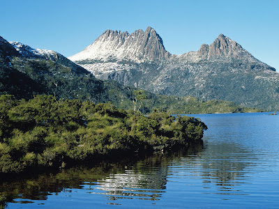 Dove Lake at Cradle Mountain, Tasmania, Australia