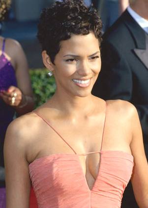 halle berry hairstyles. halle berry haircut