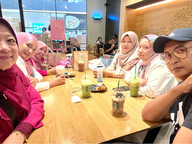 Makan Di IKEA Sempena Birthday Sahabat Geng Bas Sekolah