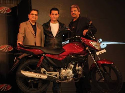 Aamir Khan at the launch of Mahindra's bike range 