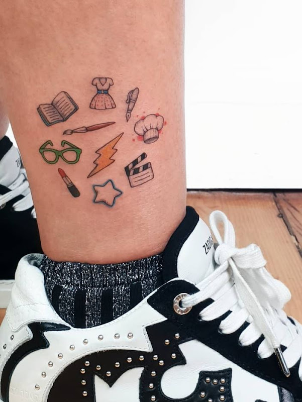 Mini tatuagens femininas super fofinhas