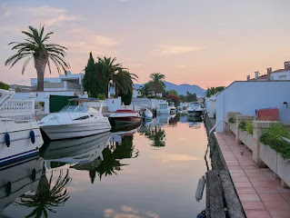 Empuriabrava Canals and Waterfront Living