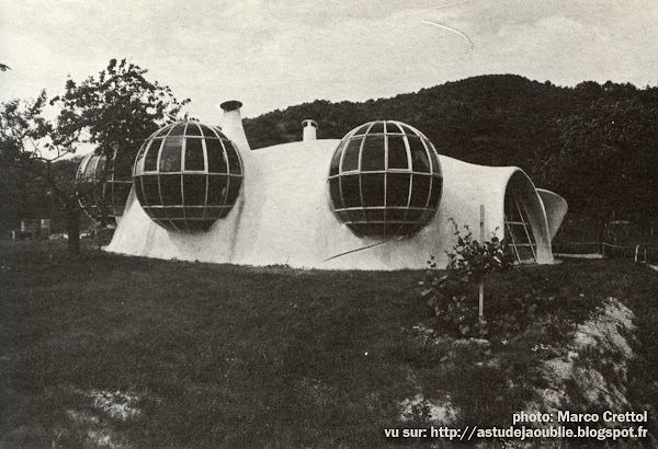 Ponsas (26) - Atelier de poterie  Architecte: Pascal Hausermann  Maître d'ouvrage: Privé  Construction : 1972