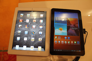 เปรียบเทียบ Samsung Galaxy Tab 8.9 กับ iPad 2