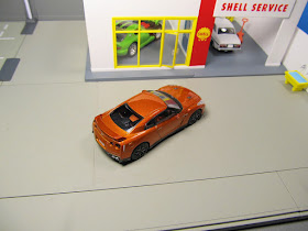 tomica limited vintage 2017 nissan gt-r orange