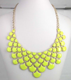 Maxi colar amarelo neon