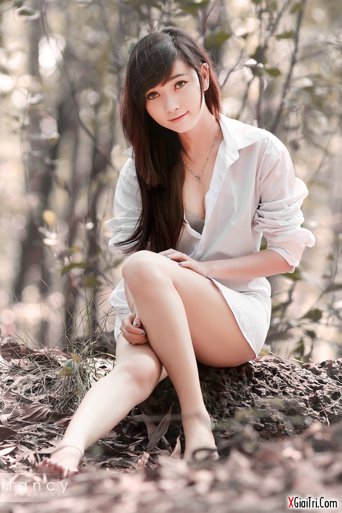 Ngây thơ giữa rừng