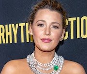 Blake Lively Agent Contact, Booking Agent, Manager Contact, Booking Agency, Publicist Contact Info